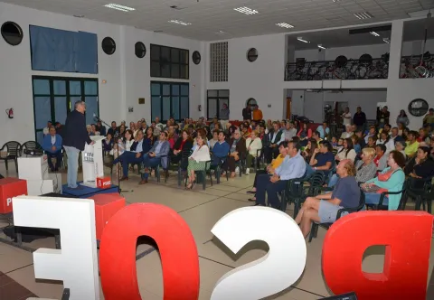 Thumbnail of 11110261_803955646340483_330101274699379922_n.jpg