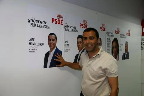 Thumbnail of 11252500_10205927071528578_4360547488761713636_o.jpg