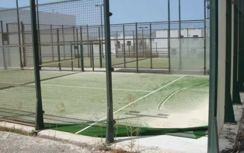 Thumbnail of 14732393_10211040395634897_1384790038180840850_n.jpg