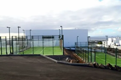 Thumbnail of 14955982_10211040394874878_5513579823918664092_n.jpg