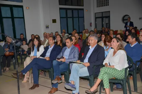 Thumbnail of 16200_803956163007098_2853652394482707649_n.jpg