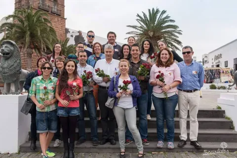 Thumbnail of 905714_1012781682083400_7626934855158216360_o.jpg