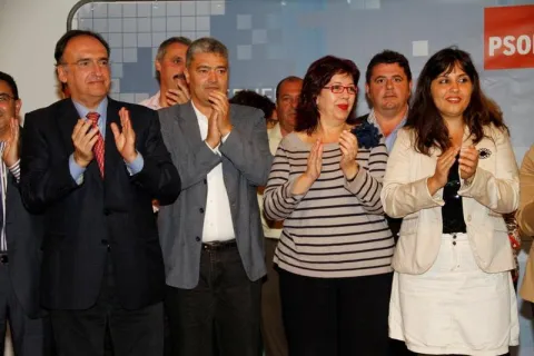 Thumbnail of Con los candidatos al Parlamento y Cabildo.redimensionado.jpg