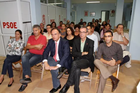 Thumbnail of Foto P&uacute;blico.jpg