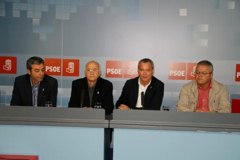 Thumbnail of IMG_0518.jpg