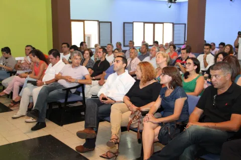 Thumbnail of IMG_1929.jpg