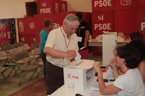 Thumbnail of IMG_2363.JPG