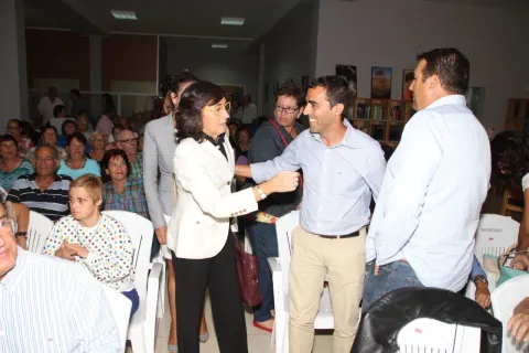 Thumbnail of IMG_9924.jpg