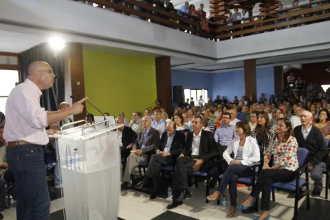 Thumbnail of Intervencion de Miguel Gonz&aacute;lez.JPG