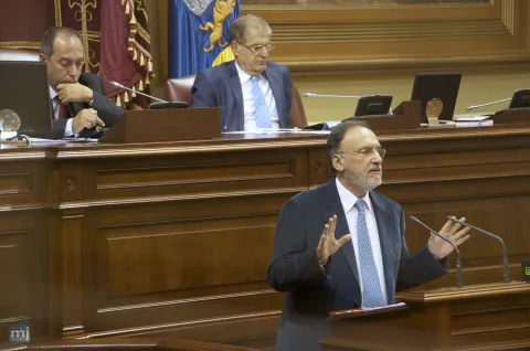 Thumbnail of M%20Fajardo%20Palarea%20en%20Pleno%20PC_0.jpg