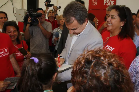 Thumbnail of Mitin Zapatero (42).jpg