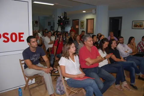 Thumbnail of P&uacute;blico asistente.JPG