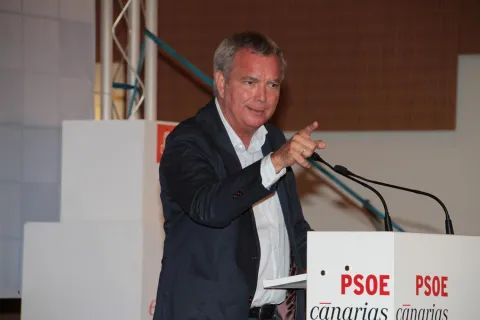 Thumbnail of PSOE-NC organiza m&iacute;tines con Chano Franquis, Pedro Quevedo  (9).JPG