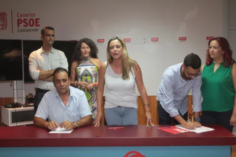 Thumbnail of Presentaci&oacute;n Mar&iacute;a Dolores Corujo - 1.jpg