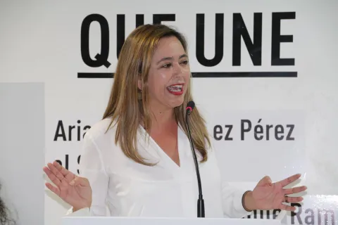 Thumbnail of Prest Candidat@s  al Congreso y Senado.  (46).JPG