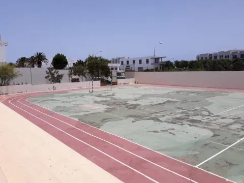 Thumbnail of cancha3.jpg