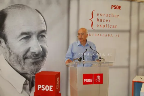 Thumbnail of candidato al Senado.jpg