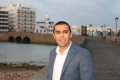 Thumbnail of jose3.jpg