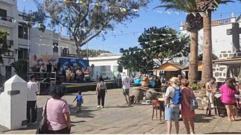 Thumbnail of Foto Plaza.jpeg