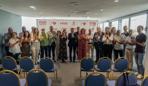 Thumbnail of IMG_1977.jpeg